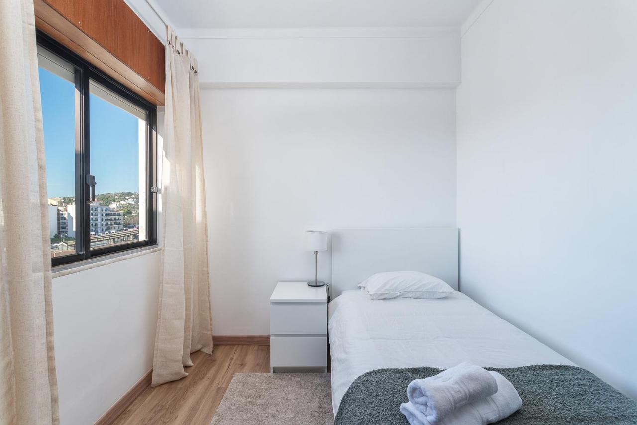 Hostwise - Spacious & Sunny Flat - Лоле Экстерьер фото