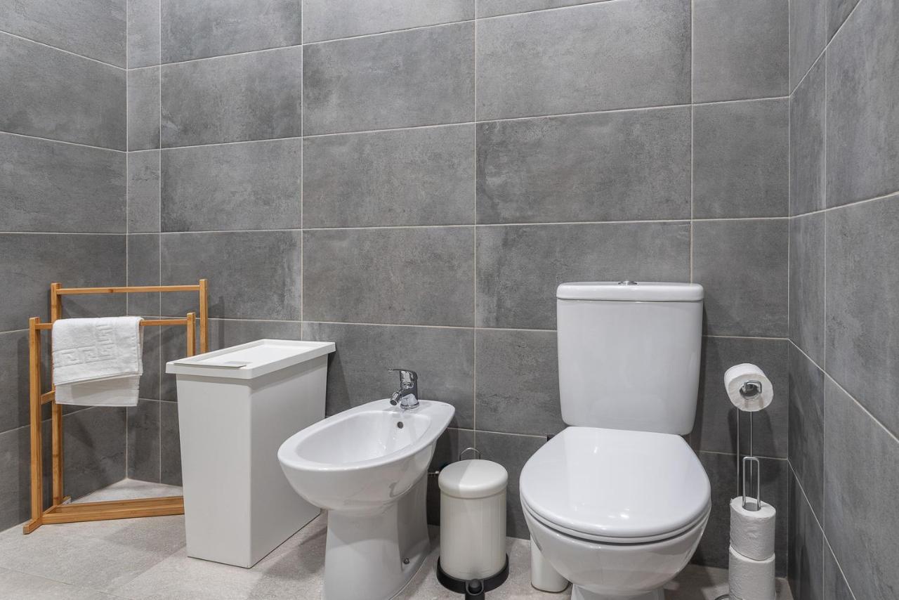 Hostwise - Spacious & Sunny Flat - Лоле Экстерьер фото