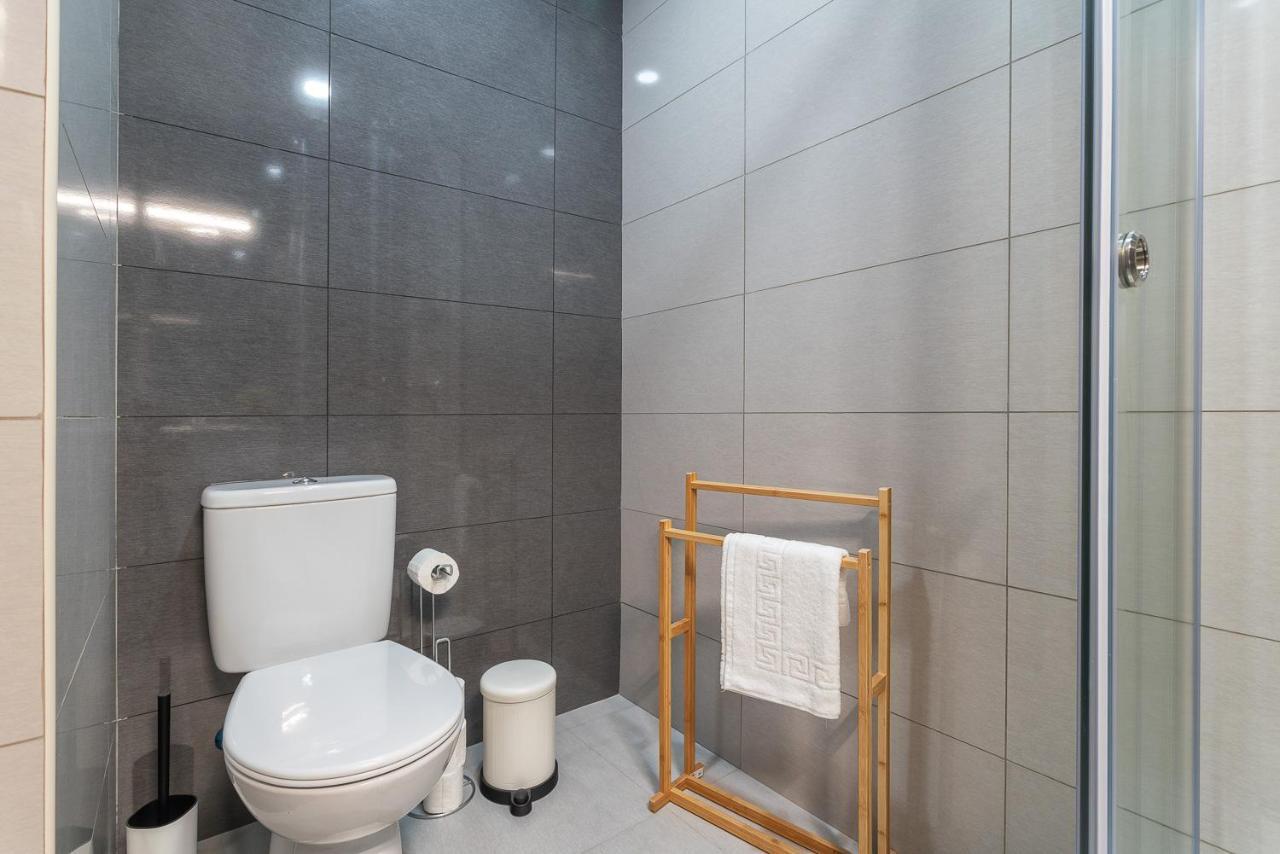Hostwise - Spacious & Sunny Flat - Лоле Экстерьер фото
