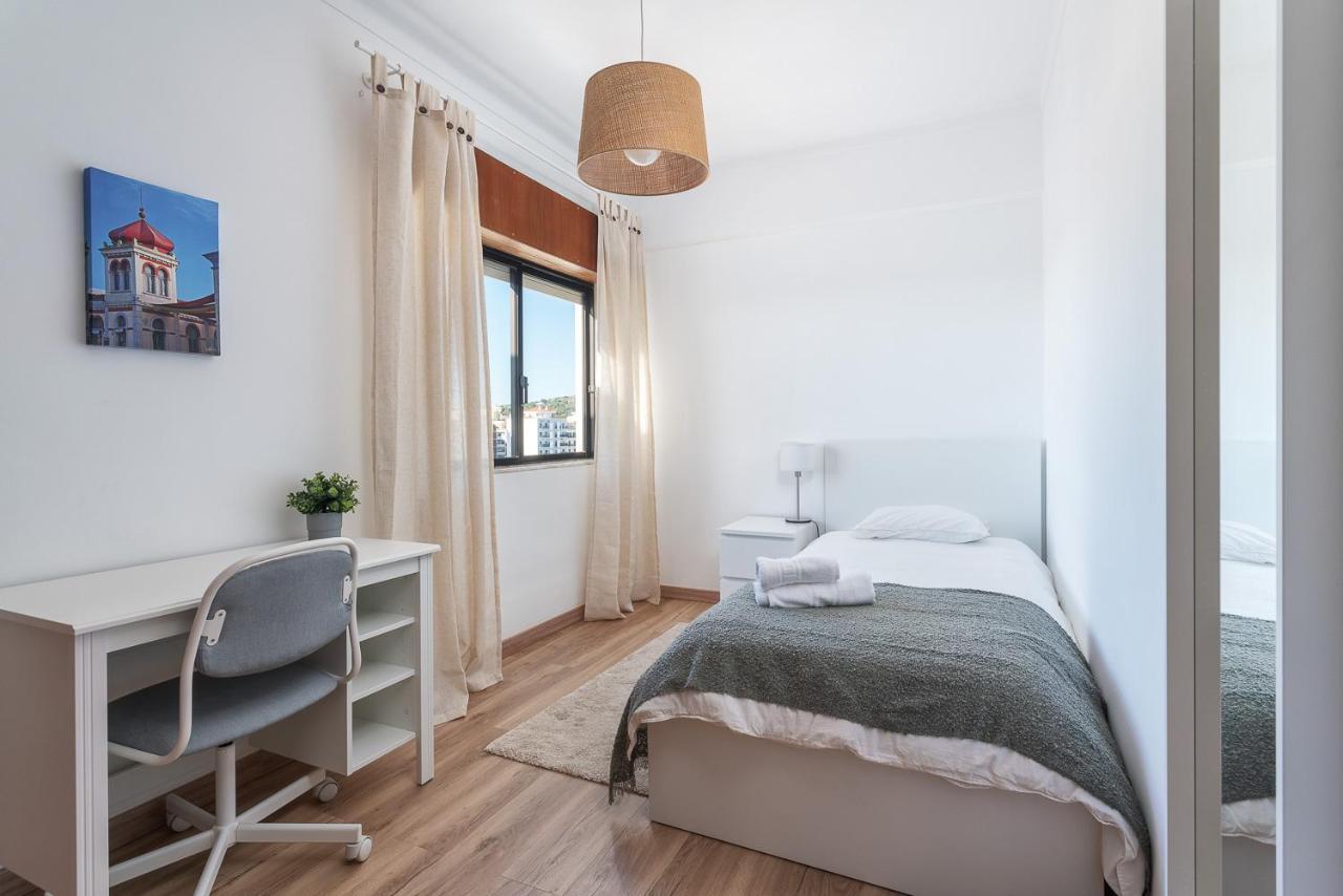 Hostwise - Spacious & Sunny Flat - Лоле Экстерьер фото