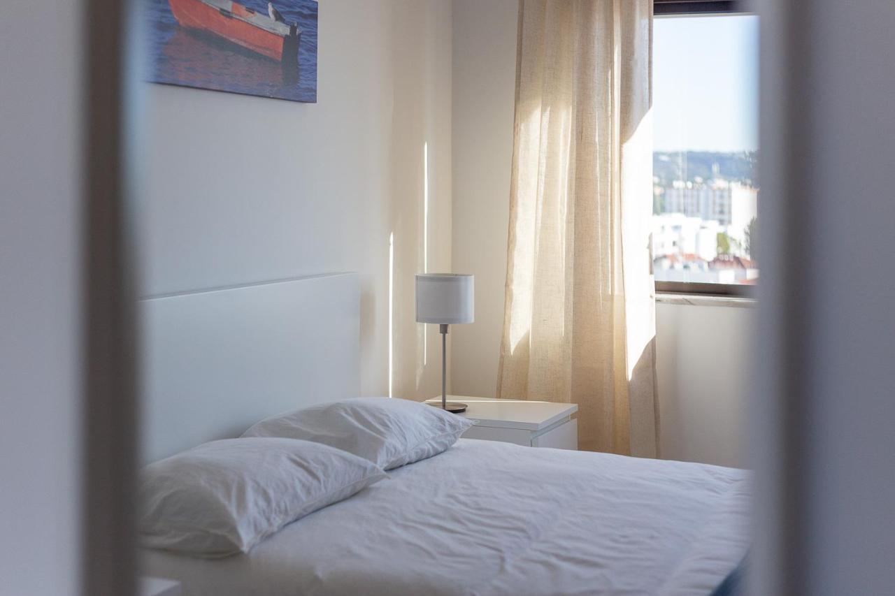 Hostwise - Spacious & Sunny Flat - Лоле Экстерьер фото