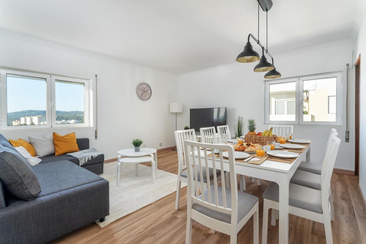 Hostwise - Spacious & Sunny Flat - Лоле Экстерьер фото