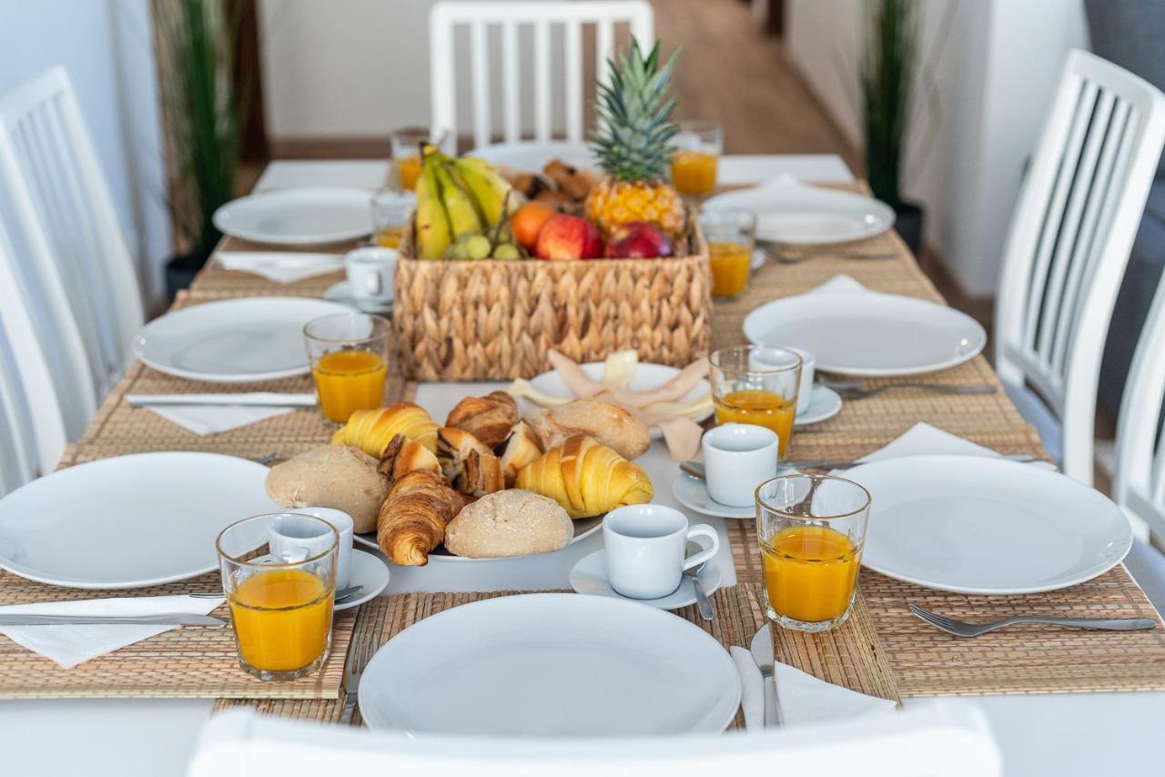 Hostwise - Spacious & Sunny Flat - Лоле Экстерьер фото
